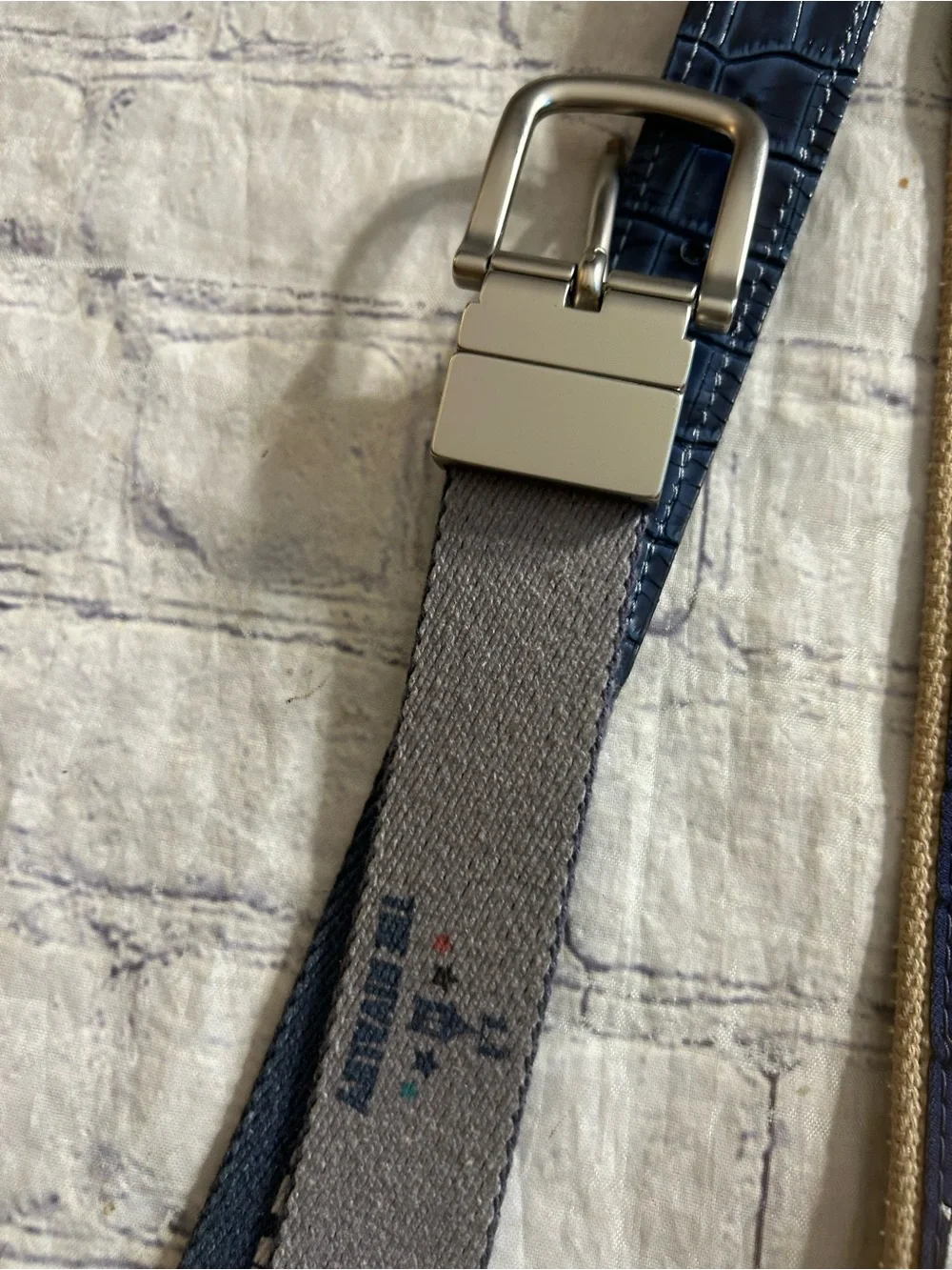 DOC MURPHY REVERSIBLE &  SPORTSMAN FISH VTG NAVY & BROWN LEATHER BELTS